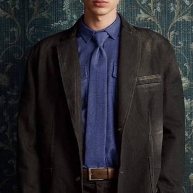 dcaw26-tie02_darkblue_tie.jpg
